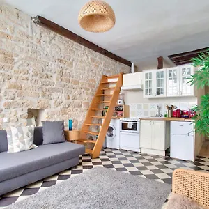 Apartamento Cozy 1 Mezzanine & 1bedroom Louvre Moulins Free Netflix, París