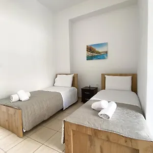 dinos-apartaments.albaniahotels.org/